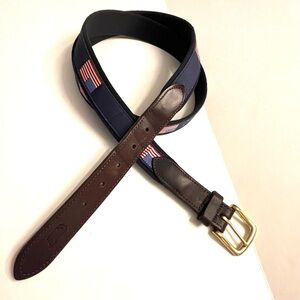 Vineyard Vines Men’s American Flags Canvas Club Belt Leather Solid Brass Buckle